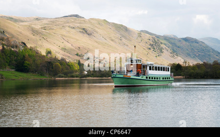 Ullswater Dampfer "Lady Wakefield" ausgehend von Glenridding Pier auf Route, Howtown, Ullswater, Lake District, Cumbria, UK Stockfoto