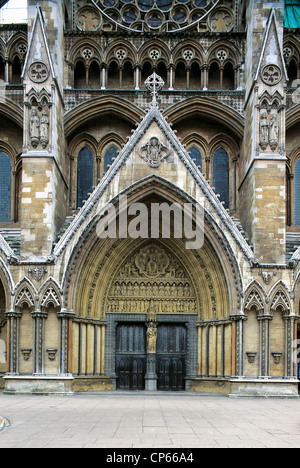 Vereinigtes Königreich - England, London, Westminster Abbey (UNESCO-Welterbe, 1987), dem Nordportal. Stockfoto