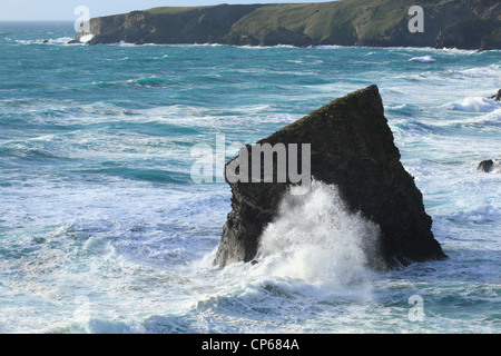 Rock-Stacks am Bedruthan Steps, in der Nähe von Newquay, North Cornwall, England, UK Stockfoto