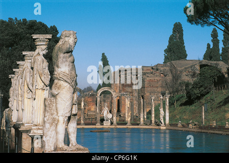 Lazio - Tivoli (Rm). Villa Adriana. Canopus, Blick auf die Kolonnade. (Weltkulturerbe der UNESCO, 1999). Stockfoto