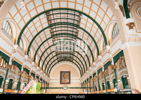 Innenraum der Hauptpost, Ho Chi Minh Stadt (Saigon), Vietnam Stockfoto