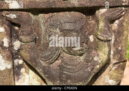 Geschnitzte Cham Relief auf meinen Sohn, Provinz Quang Nam, Vietnam ausstellen Stockfoto