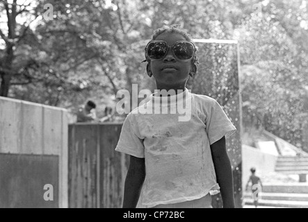 Porträt der jungen Mädchen in Harlem in New York City 1970 Stockfoto