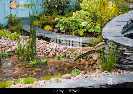 Wasserspiel im Schaugarten "Regeneration" an der 2012 RHS zeigen Cardiff Stockfoto