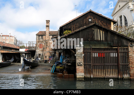 "Squero di San Trovaso" Gondel Workshop - Sestiere Dorsoduro, Venedig - Italien Stockfoto