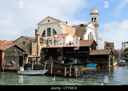 Squero San Trovaso Gondel Workshop - Sestiere Dorsoduro Venedig - Italien Stockfoto