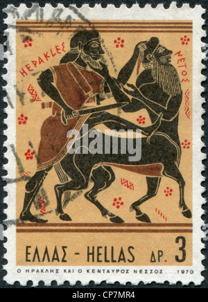 Griechenland - CIRCA 1970: Briefmarken gedruckt in Griechenland, zeigt Hercules und der Zentaur Nessus, ca. 1970 Stockfoto