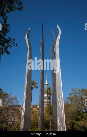 Sticks von Feuer-Skulptur, Campus der University of Tampa, Tampa, FL, USA Stockfoto