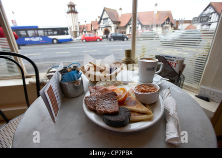 traditionelle schottische Frühstück in einem Café in Schottland, Vereinigtes Königreich Stockfoto