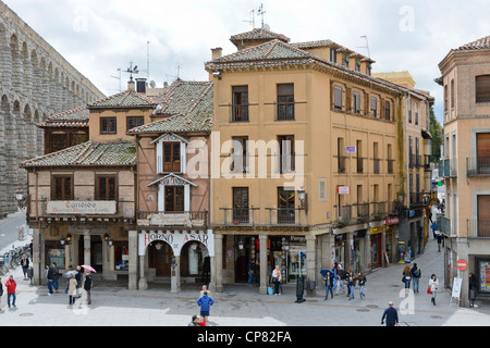 Meson de Cándido in Segovia (Spanien). Weltweit berühmte Restaurant im Plaza del Azoguejo. Stockfoto