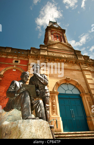 Das "Jack Judge" Denkmal in Stalybridge Greater Manchester. Jack schrieb das Lied "Es ist ein langer Weg zu Tipperary Stockfoto