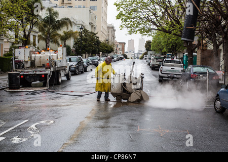 Stadt Arbeitnehmer tun Straßenreparatur auf die Straßen von San Francisco Stockfoto