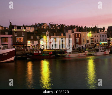 Weymouth Hafen in der Abenddämmerung, Dorset, England UK. Stockfoto