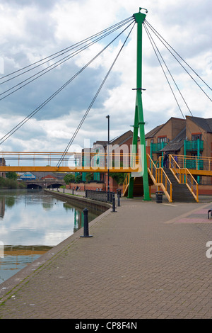 Wathen Wigg Fussgängerbrücke über th Fluss Nene Northampton UK Stockfoto