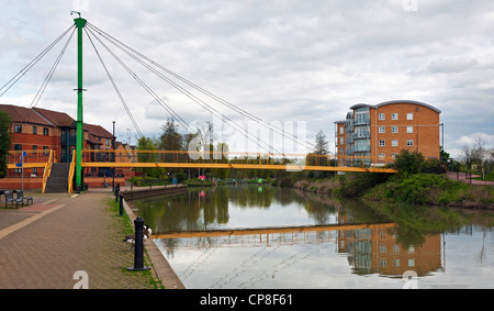 Wathen Wigg Fussgängerbrücke über th Fluss Nene Northampton UK Stockfoto