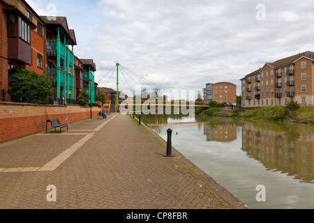 Wathen Wigg Fussgängerbrücke über th Fluss Nene Northampton UK Stockfoto