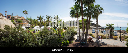 Einen Panoramablick über das Gran Hotel Bahía del Duque und Strand von Playa de Fañabe, Adeje, Teneriffa Stockfoto