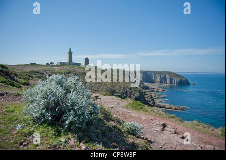 Leuchtturm am Cap Fréhel auf Côte d'Émeraude an der nördlichen Küste der Bretagne, Frankreich Stockfoto