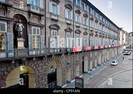 Europa Italien Piemont Turin Piazza Castello Teatro Regio Stockfoto