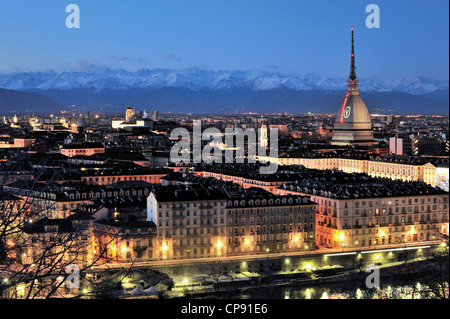 Europa Italien Piemont Turin Panorama mit Mole Antonelliana Stockfoto