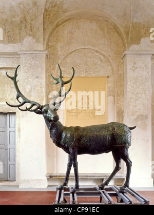 Europa Italien Piemont Stupinigi Jagdschloss das Original der Hirsche. Stockfoto
