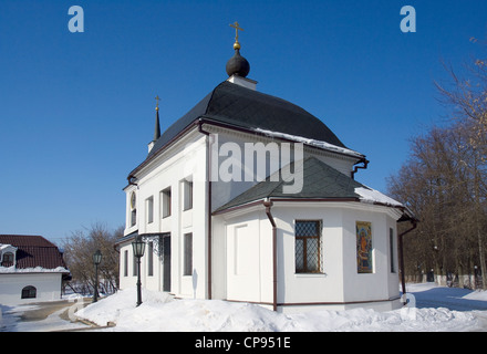 Uspenski-Kirche in Shchapovo Dorf des Bereichs Podolsk. Russland Stockfoto