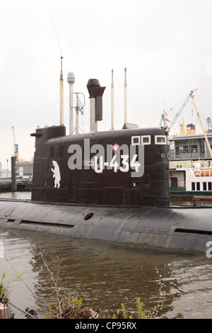 U-434 eines ehemaligen russischen u-Boot als ein schwimmendes Museum Hamburg Deutschland Stockfoto