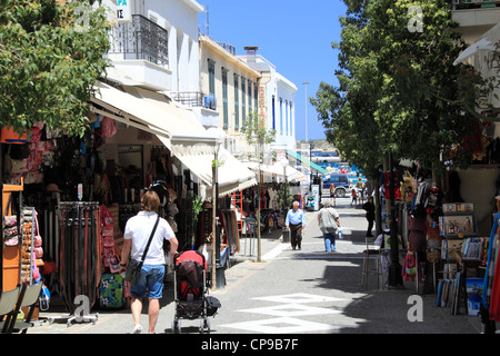 28. Oktober Straße, Agios Nikolaos, Golf von Mirabello, Lassithi, Ost Kreta, Griechenland, Mittelmeer, Europa Stockfoto