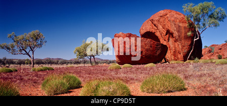 Sandstein Felsen, Mann reicht, Sth Australien Stockfoto