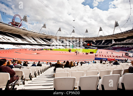 Das Olympiastadion während der Visa London Disability Athletics Challenge in London am 8. Mai 2012. Stockfoto