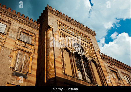 Krieg beschädigt Rathaus (National- und Universitätsbibliothek) 1895. Sarajevo. Bosnien und Herzegowina. Balkan. Europa. Stockfoto