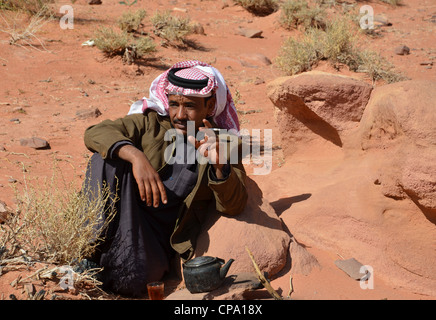 Ein Beduine in Wadi Rum, Jordanien Stockfoto