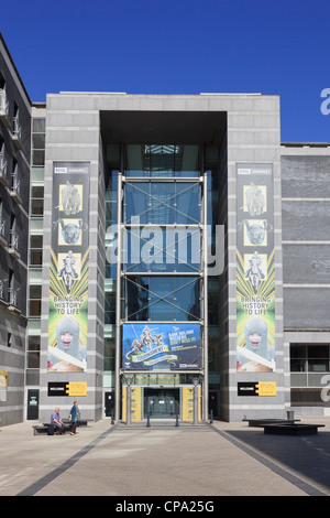 Clarence Dock, Leeds, West Yorkshire, England, UK, Großbritannien, Europa. Eintritt in das Royal Armouries Museum. Stockfoto