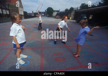 Kinder Spielplatz spielen Stockfoto