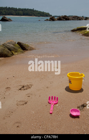 Thailand, Insel Ko Samui (aka Koh Samui), Chaweng Strand. Der kinder strand Spielzeug. Stockfoto