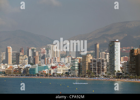 Skyline von dem Hotel und der Strand in Benidorm, Spanien Stockfoto