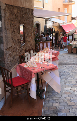 Restaurant, Le Suquet, Altstadt, Cannes, Cote d Azur, Côte d ' Azur, Alpes Maritimes, Provence, Frankreich, Europa Stockfoto