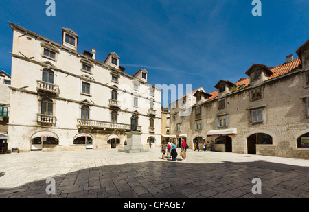 Split, dalmatinischen Küste von Kroatien - Platz in der Altstadt Palast. In der Nähe von Trg Brace Radic. Stockfoto