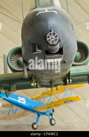 Fairchild-Republik a-10 Thunderbolt, in der American Air Museum Galerie im Imperial War Museum Duxford, Cambridgeshire, England Stockfoto