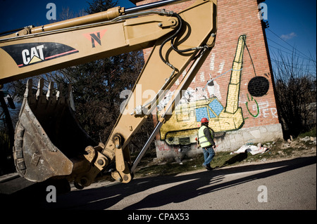 Gypsy Shanty Town von Puerta de Hierro, Madrid, Spanien. Vertreibung und ihre Häuser zerstört durch den Stadtrat stehen. Stockfoto