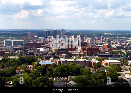 Skyline-Blick auf die Stadt von Birmingham, Alabama auf der Suche nach Norden. Stockfoto