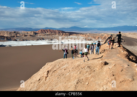 Touristen Valle de Luna San Pedro de Atacama Chile Stockfoto