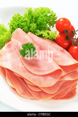 Stapel von dünn geschnittenen Schinken Stockfoto