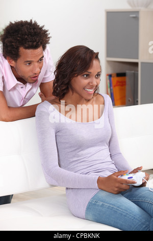 Frau mit Computerspielen Stockfoto