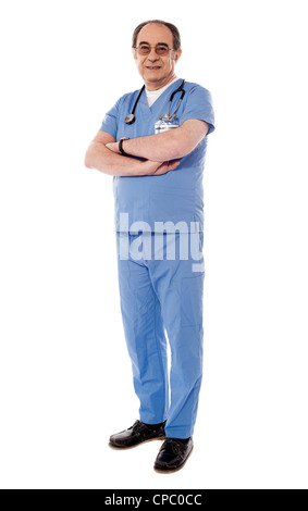 Porträt von lächelnden leitender Facharzt isoliert auf weißem Hintergrund Stockfoto