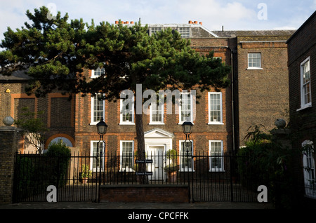 17. C / 17. Jahrhundert Boston House, Chiswick Square (stammt aus den 1680er Jahren). West-London. VEREINIGTES KÖNIGREICH. Stockfoto