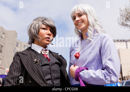 Junge Frauen gekleidet, wie Anime Zeichen bei japanischen Festival - San Francisco, Kalifornien, USA Stockfoto