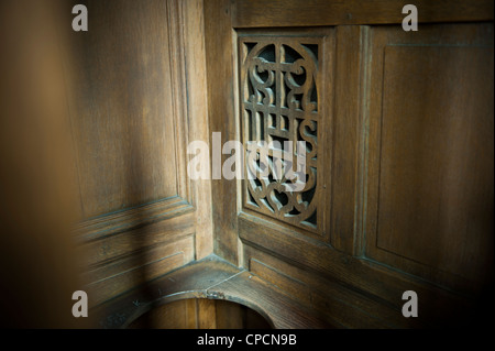 Beichte-Stand in einer Kirche Stockfoto