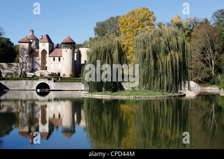 Sercy Schloss aus dem 15. Jahrhundert, Sercy, Saone-et-Loire, Burgund, Frankreich, Europa Stockfoto