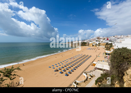 Praia Dos Penedo Stadt Strand, Albufeira, Algarve, Portugal Stockfoto